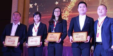 畢加精英們，這個獎是屬于你們的