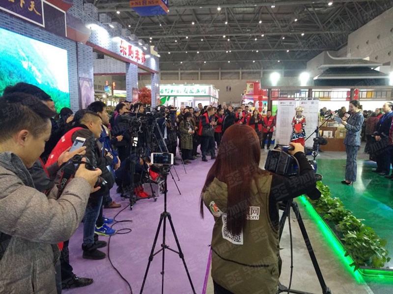 渝交會(huì)展臺(tái)搭建 渝交會(huì)展臺(tái)搭建