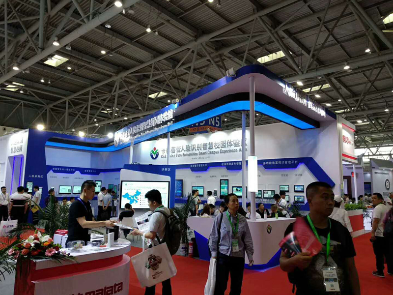 卡得蓓蕾智能科技——教育展設(shè)計(jì)搭建 卡得蓓蕾智能科技——教育展設(shè)計(jì)搭建